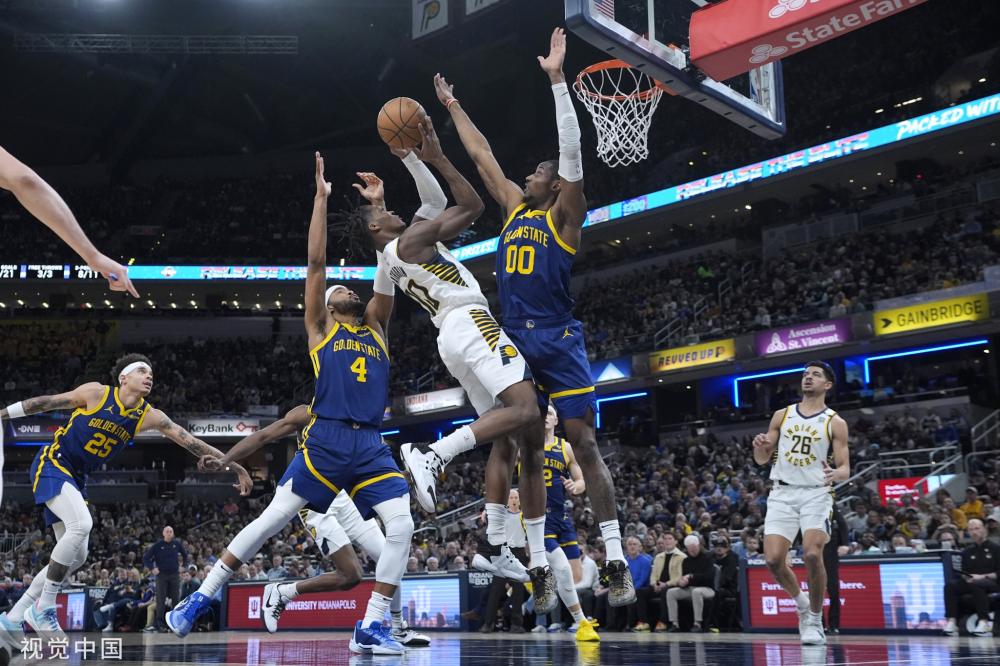 NBA杯：字母哥23+7 利拉德缺席 迪克32分 雄鹿戰勝猛龍.